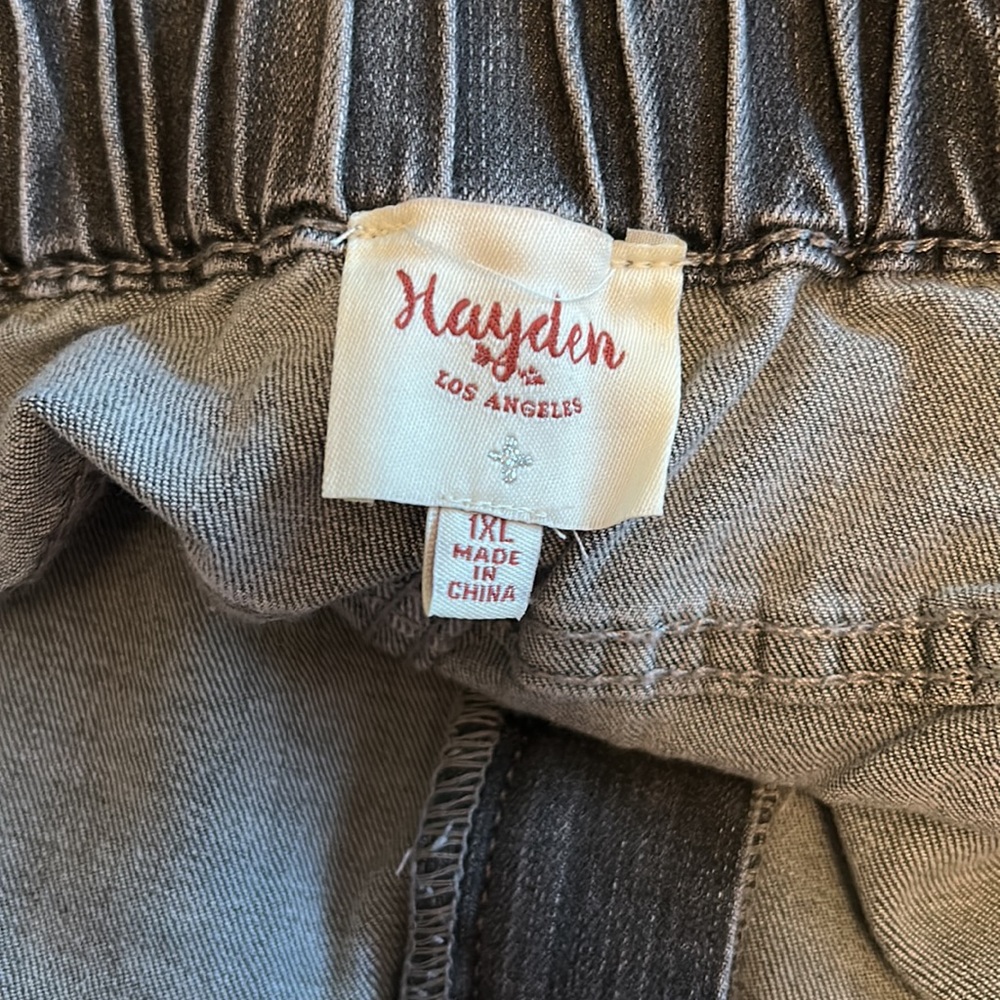 NWOT grey black denim skirt - Picture 3 of 3